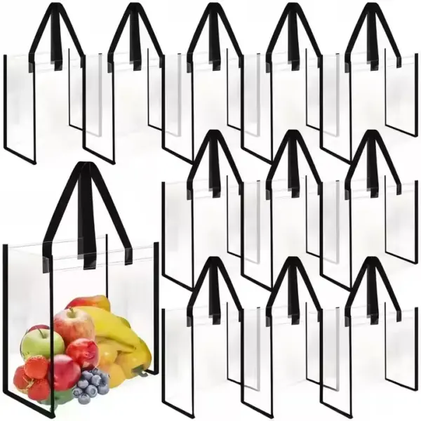 Pymtheg totiau siopa tryloyw PVC gwrth -ddŵr gyda dolenni duon; un tote wedi'i lenwi â ffrwythau amrywiol. Opsiynau OEM ac ODM ar gael.