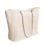 Tote de lona minimalista personalizable en beige con mangos de corda torcidos grosos, amosado nun fondo branco. Servizos OEM e ODM dispoñibles para marca ou deseño personalizado.