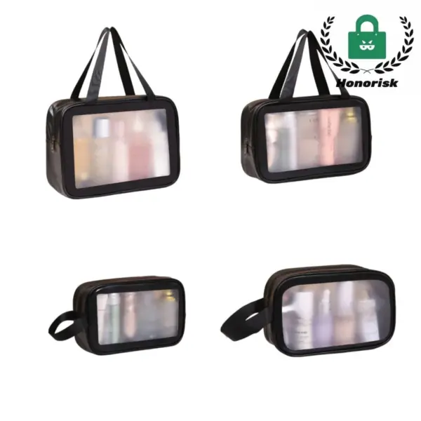 Upat ka PVC Transparent Toiletry Bags nga adunay itom nga sulab sa daghang mga gidak-on, Napuno sa mga botelya; "Logo sa Pasidungog" sa eskina. Hingpit alang sa oem / ODM Customization.