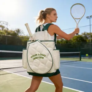 Egyedi-logó-foltos-tenisz-hátizsák-