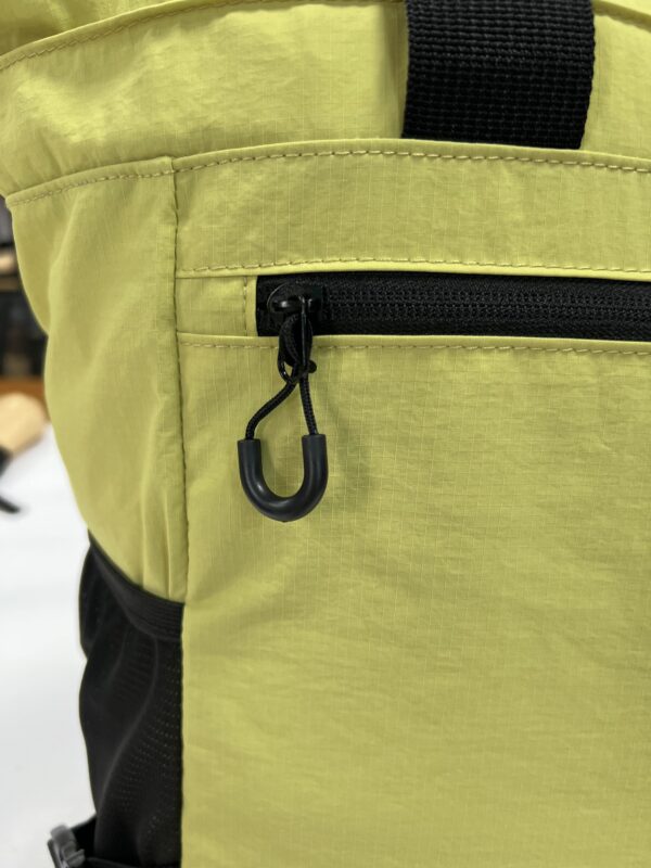 Green Foldable Backpack Lightweight Packable Travel Backpack Portable Soft Nylon Compact Daypack - Image 2